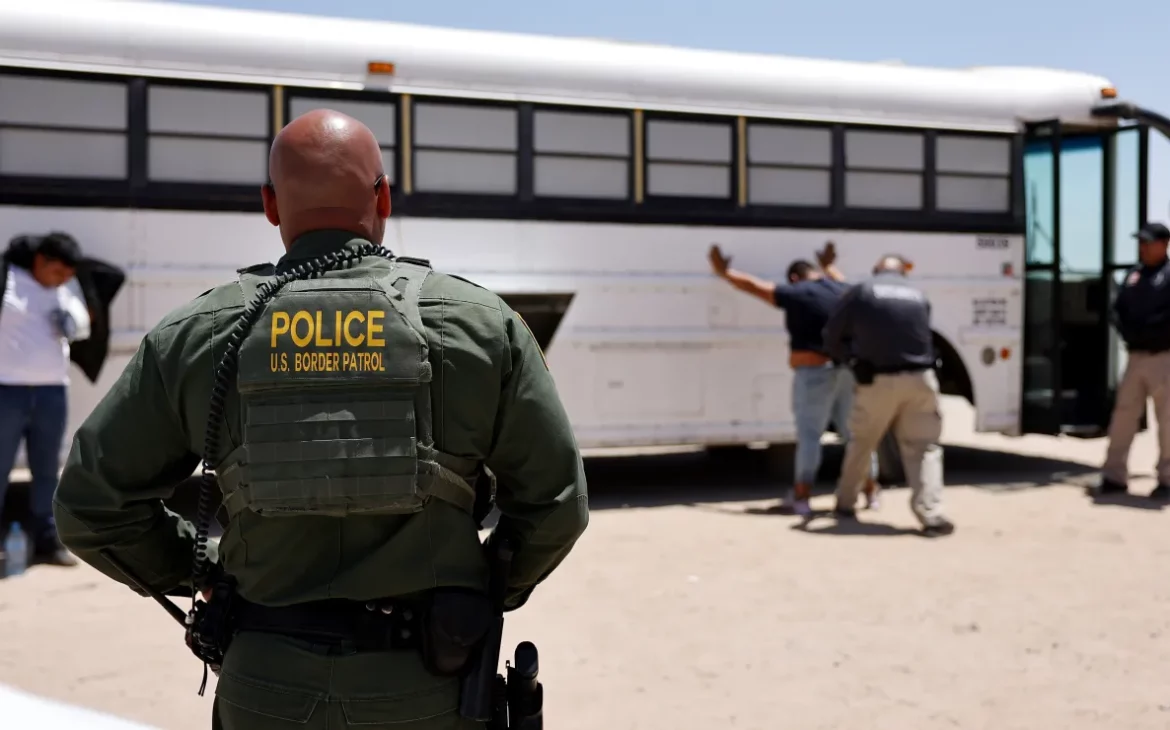 Arizona refuerza el enjuiciamiento de indocumentados que reingresen al estado tras ser expulsados